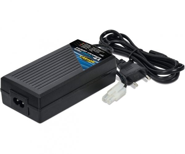 Carson Expert Charger 100-240V Ni-MH Compact 4A Schnellladegerät 500606070