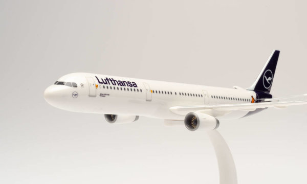Herpa Snap Fit612432 Lufthansa Airbus A321 "Die Maus" - 1/200 Modell Flugzeug mit Standfuß Sammlerstück